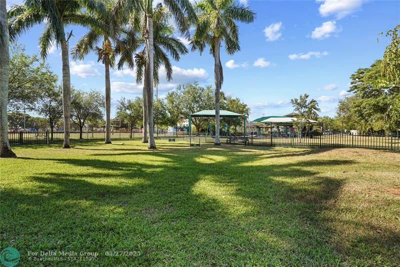 12840 SW 83rd Court, Pinecrest, FL 33156 Photo