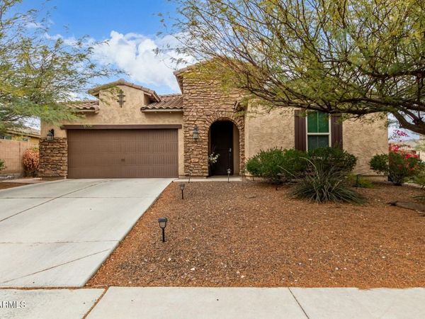 3718 W Bingham Drive, New River, AZ 85087