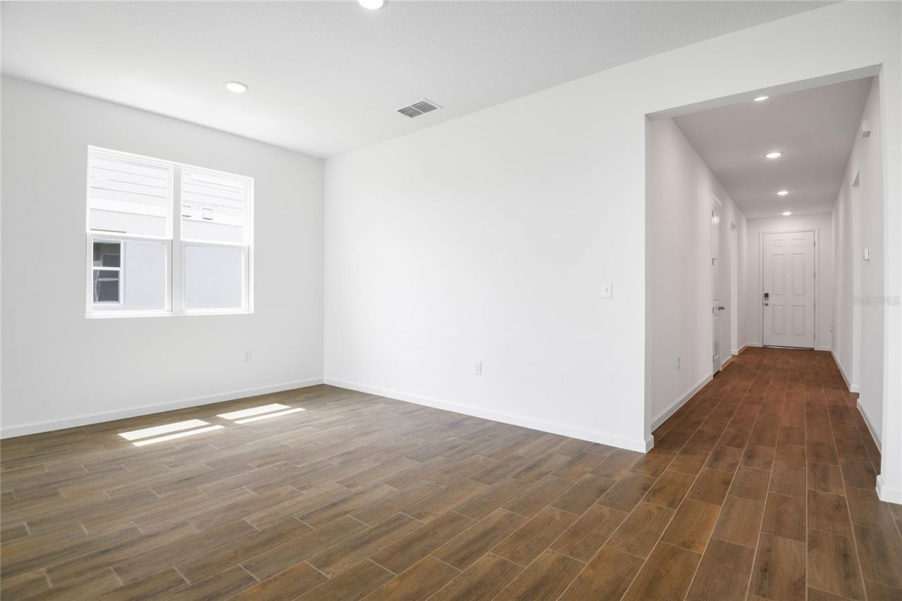 1114 Olivine Avenue, Dundee, FL 33838 Photo