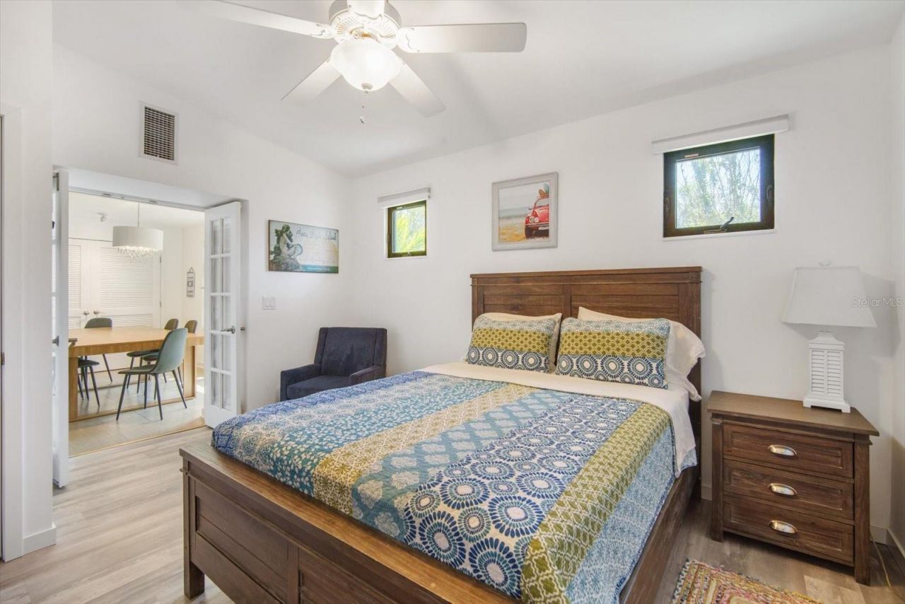 402 71st Street, Holmes Beach, FL 34217 Photo