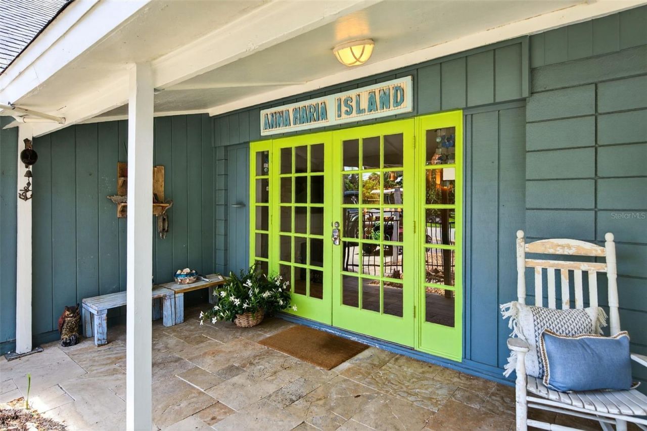 402 71st Street, Holmes Beach, FL 34217 Photo