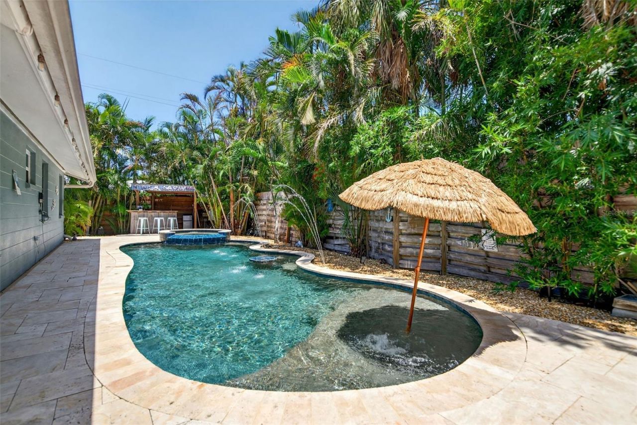 402 71st Street, Holmes Beach, FL 34217 Photo