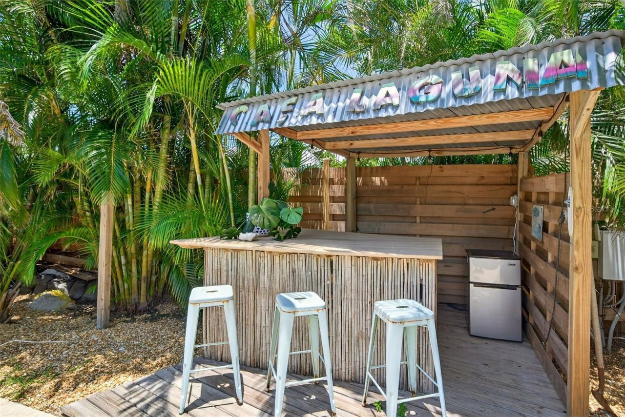 402 71st Street, Holmes Beach, FL 34217 Photo