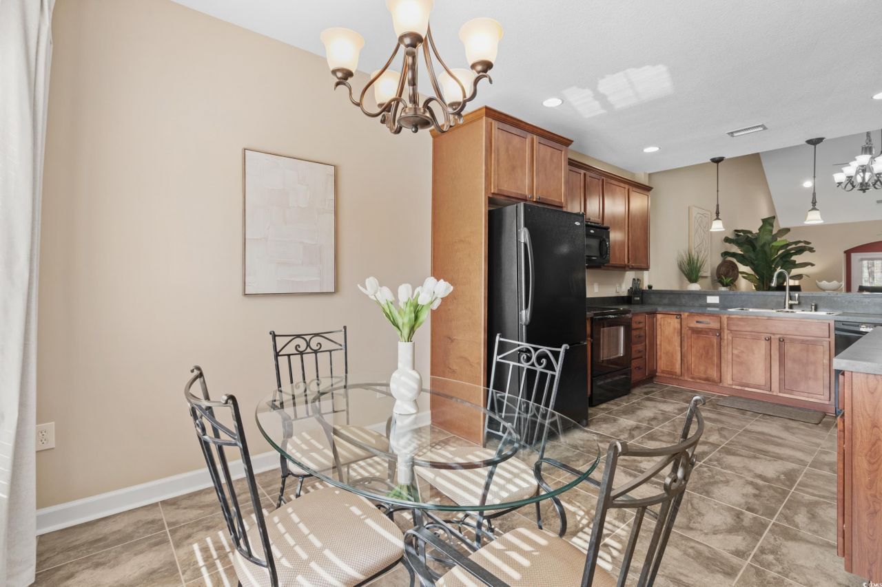 822 Foxtail Dr. Photo 15