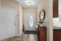 822 Foxtail Dr. photo 4