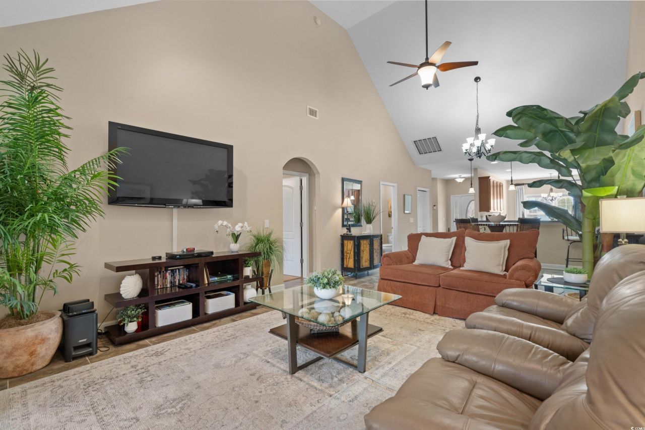 822 Foxtail Dr. Photo 6