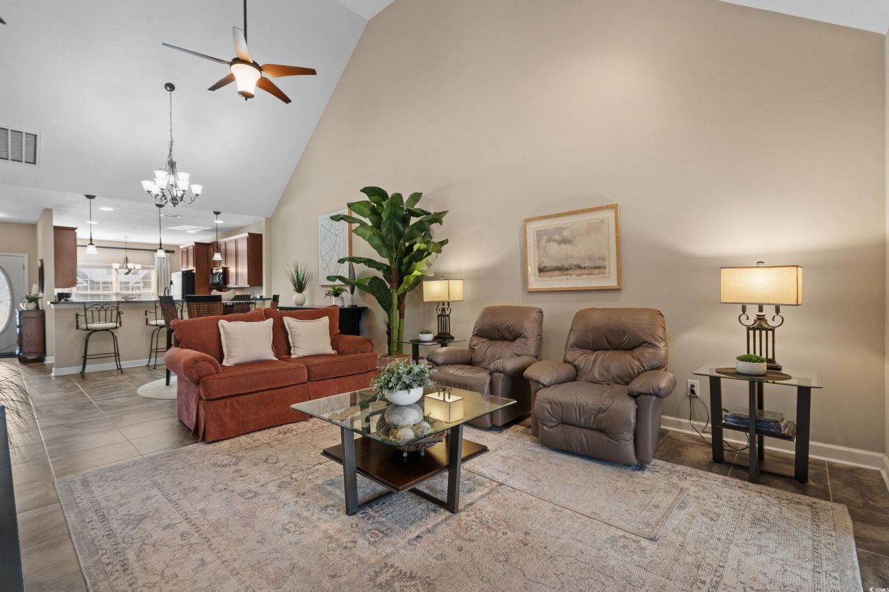 822 Foxtail Dr. Photo 7