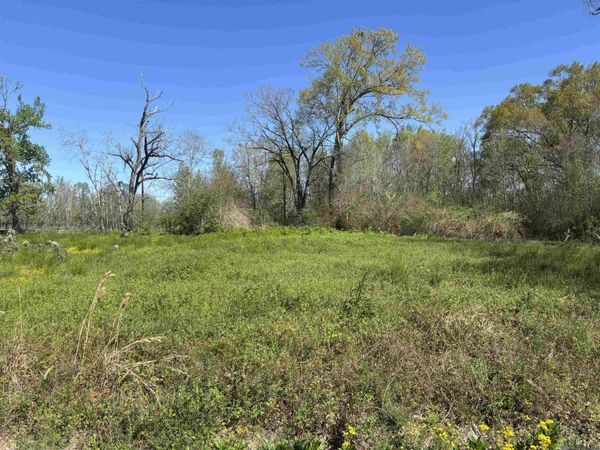 Don Lou Rd, Gonzales, LA 70737