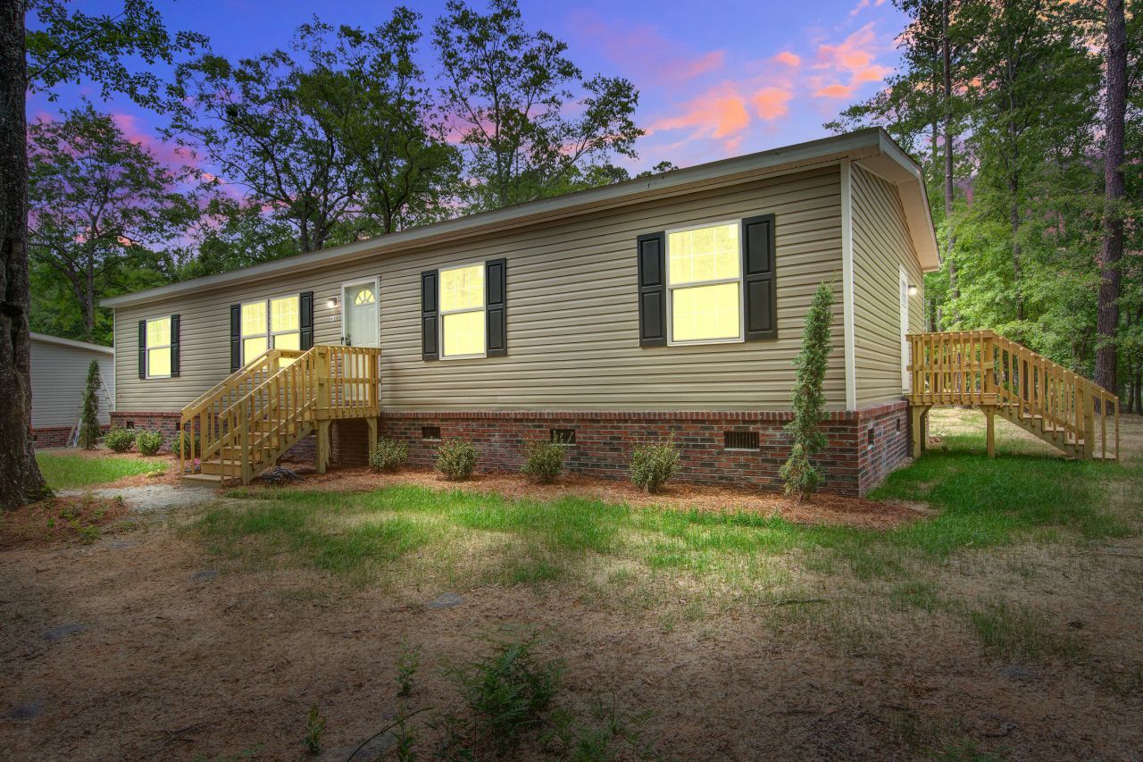 413 Peacock Lane Photo 7