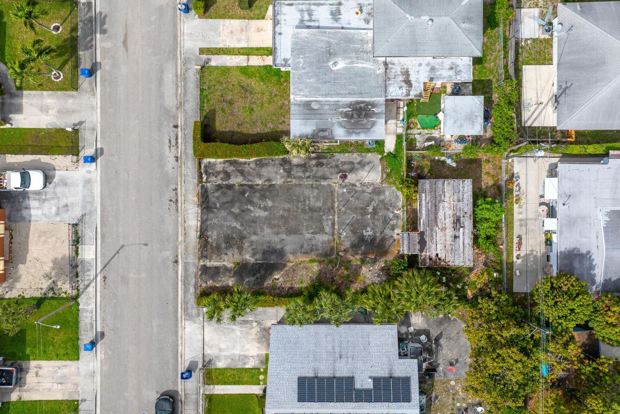 W W 3rd Street, Riviera Beach, FL 33404 Photo