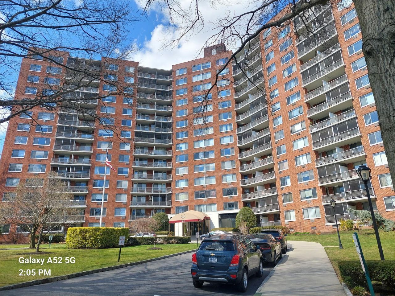 220-55 46 Avenue, Unit #6F, Bayside, NY 11361 Main Photo