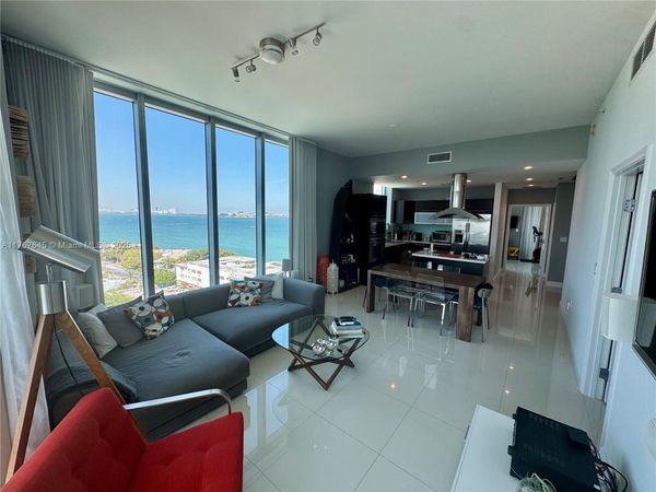 7930 East Dr, Unit 1008, North Bay Village, FL 33141