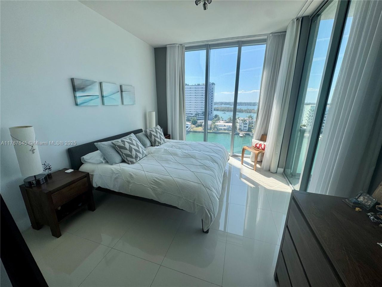 7930 East Dr, Unit 1008, North Bay Village, FL 33141 Photo