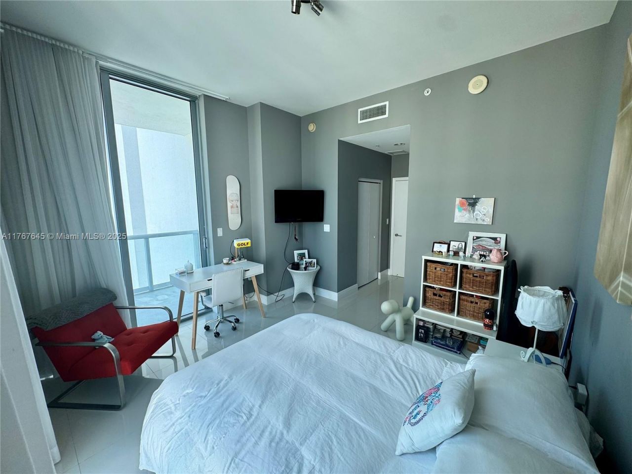 7930 East Dr, Unit 1008, North Bay Village, FL 33141 Photo