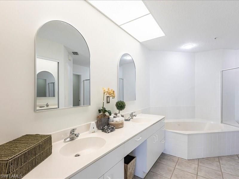 266 Barefoot Beach Blvd, Unit 603, Bonita Springs, FL 34134 Photo