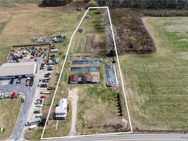 11450 Rolfe Highway, Elberon, VA 23846