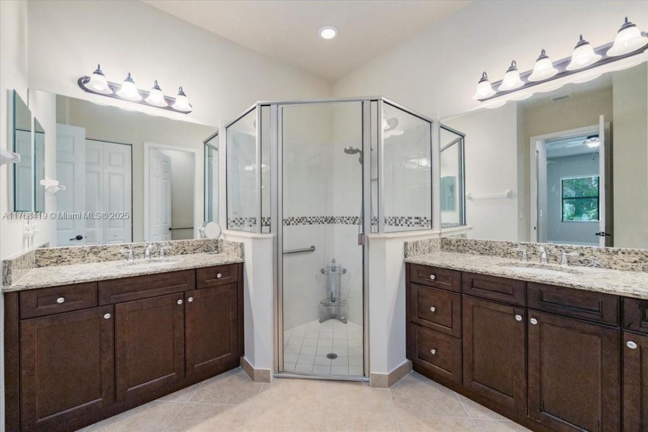13458 Sumter Lane, Naples, FL 34109 Photo