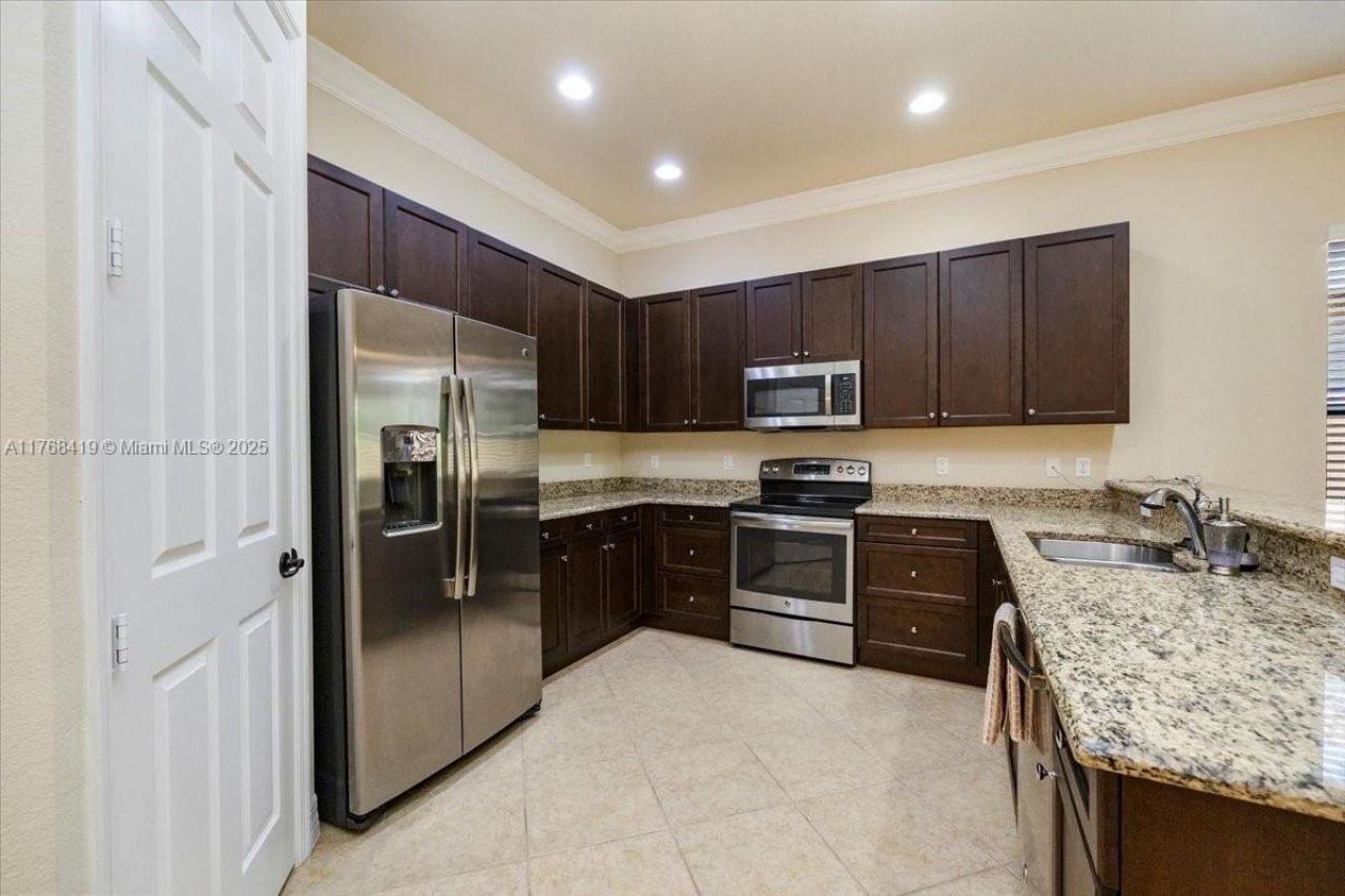 13458 Sumter Lane, Naples, FL 34109 Photo