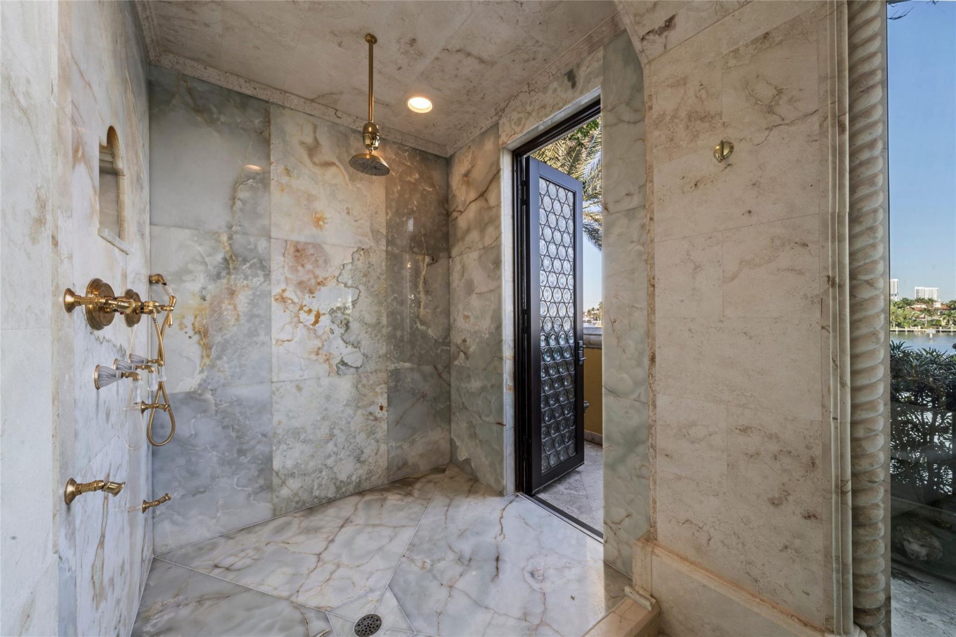 1 Isla Bahia Drive, Fort Lauderdale, FL 33316 Photo