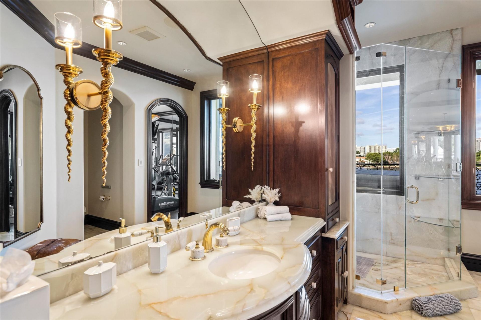 1 Isla Bahia Drive, Fort Lauderdale, FL 33316 Photo