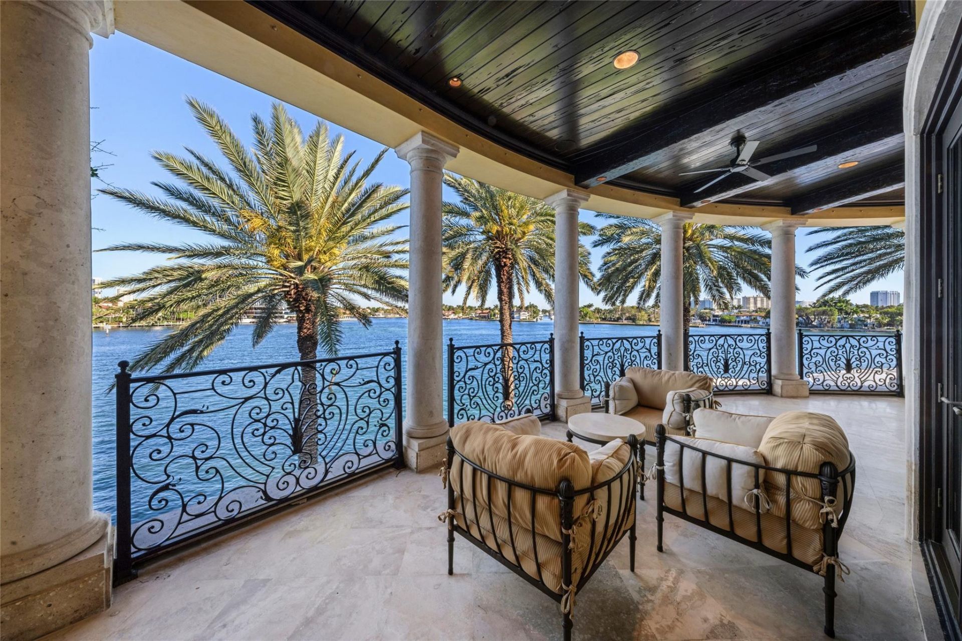 1 Isla Bahia Drive, Fort Lauderdale, FL 33316 Photo