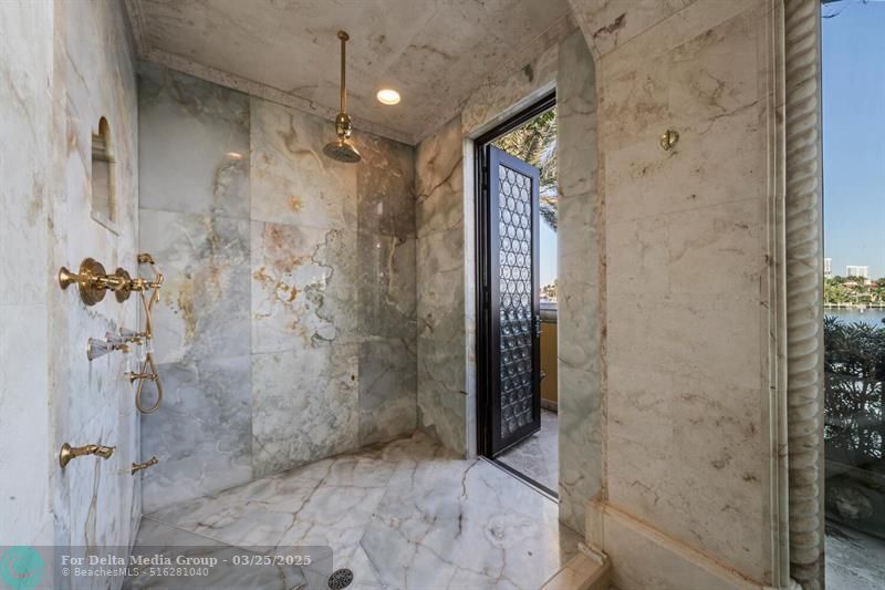 1 Isla Bahia Dr, Fort Lauderdale, FL 33316 Photo