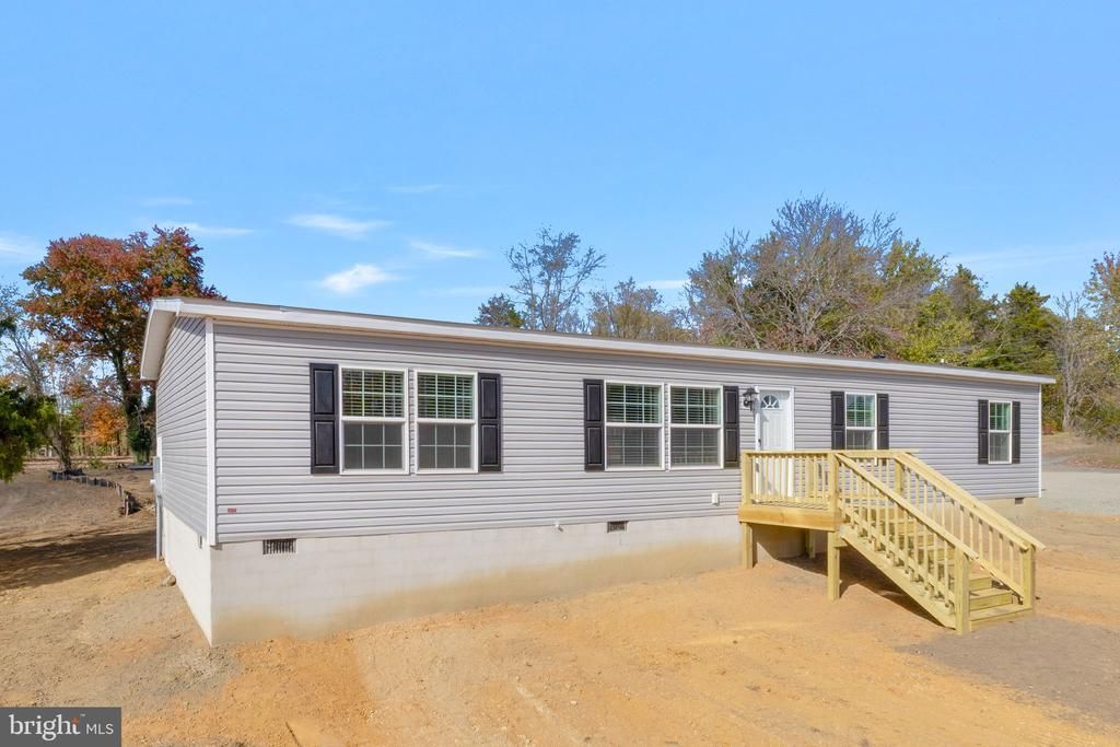 304 Lucketts Alley, Gordonsville, VA 22942 Main Photo