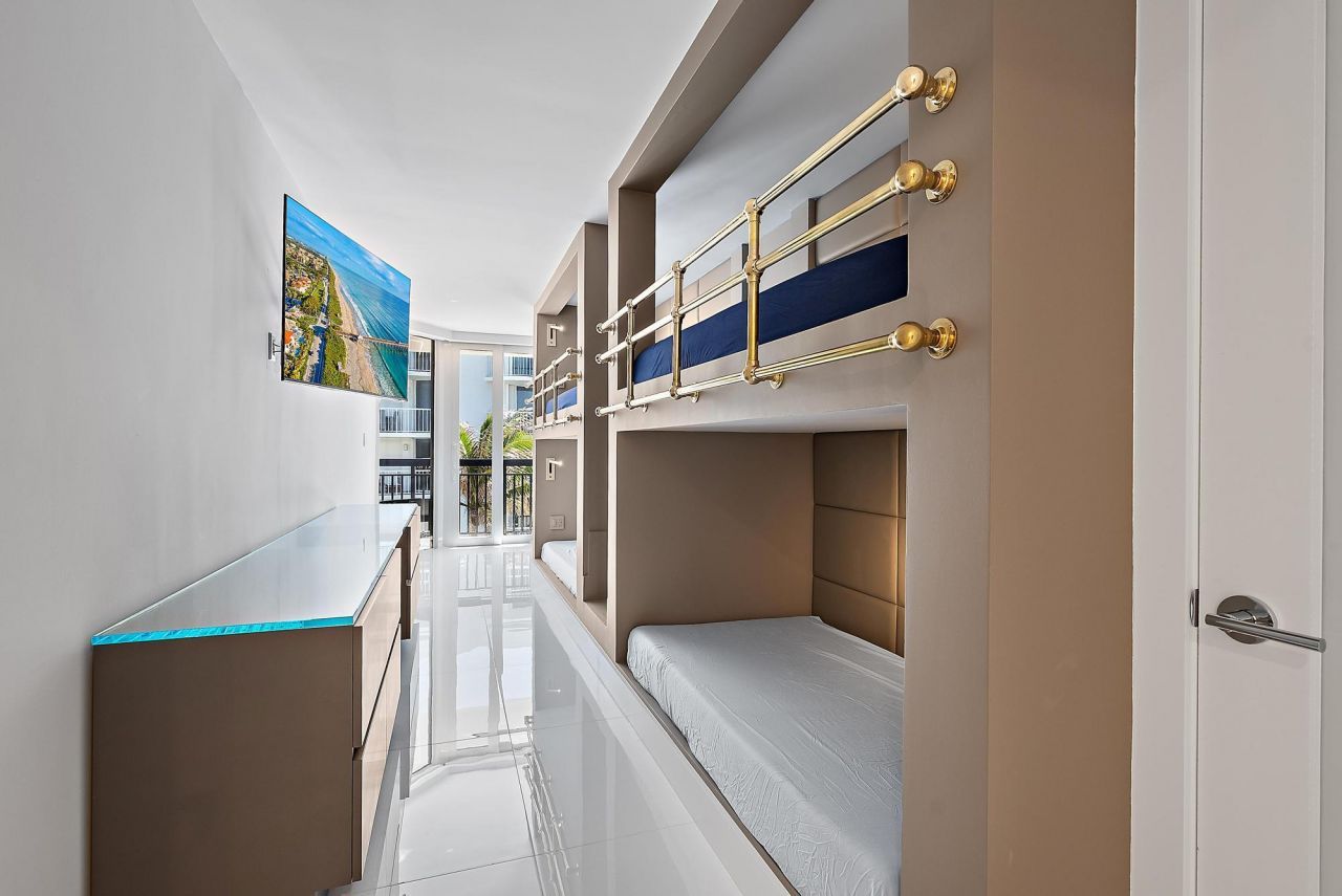 3140 S Ocean Boulevard S, Unit 502s, Palm Beach, FL 33480 Photo