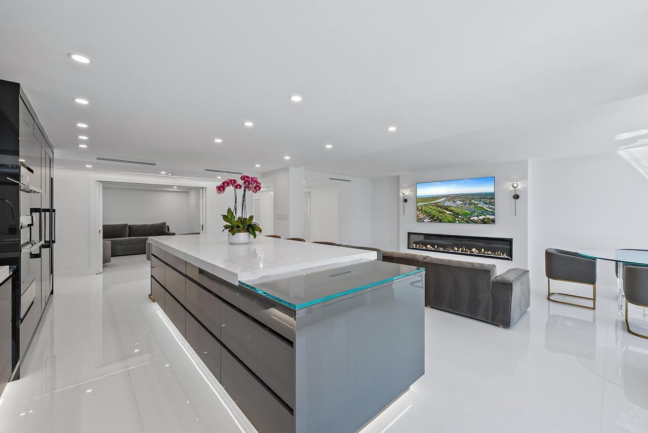 3140 S Ocean Boulevard S, Unit 502s, Palm Beach, FL 33480 Photo