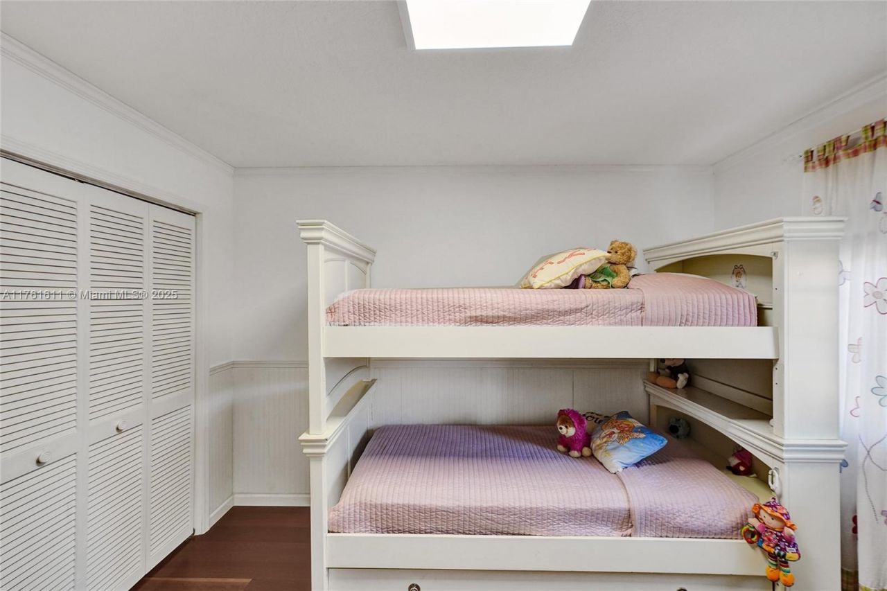 10643 NW 54th St, Doral, FL 33178 Photo