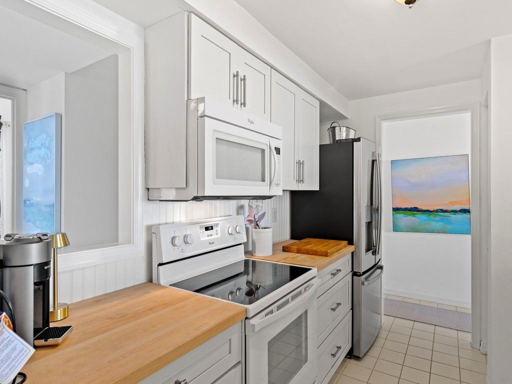 4141 Ocean Drive, Unit 401, Vero Beach, FL 32963 Photo