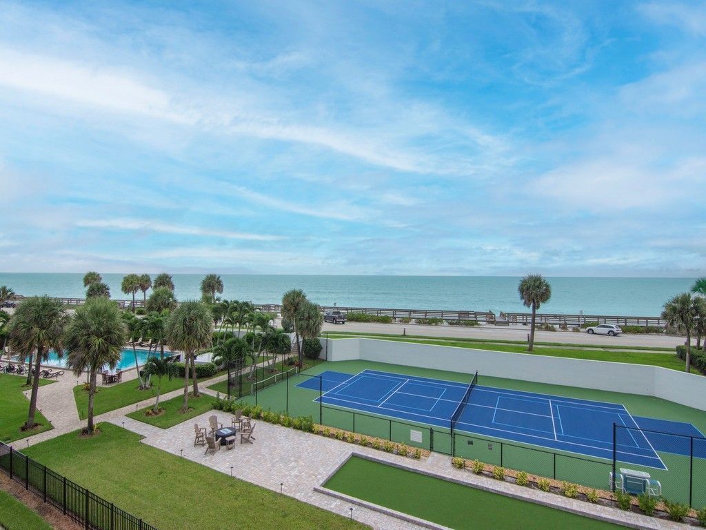 4141 Ocean Drive, Unit 401, Vero Beach, FL 32963 Photo