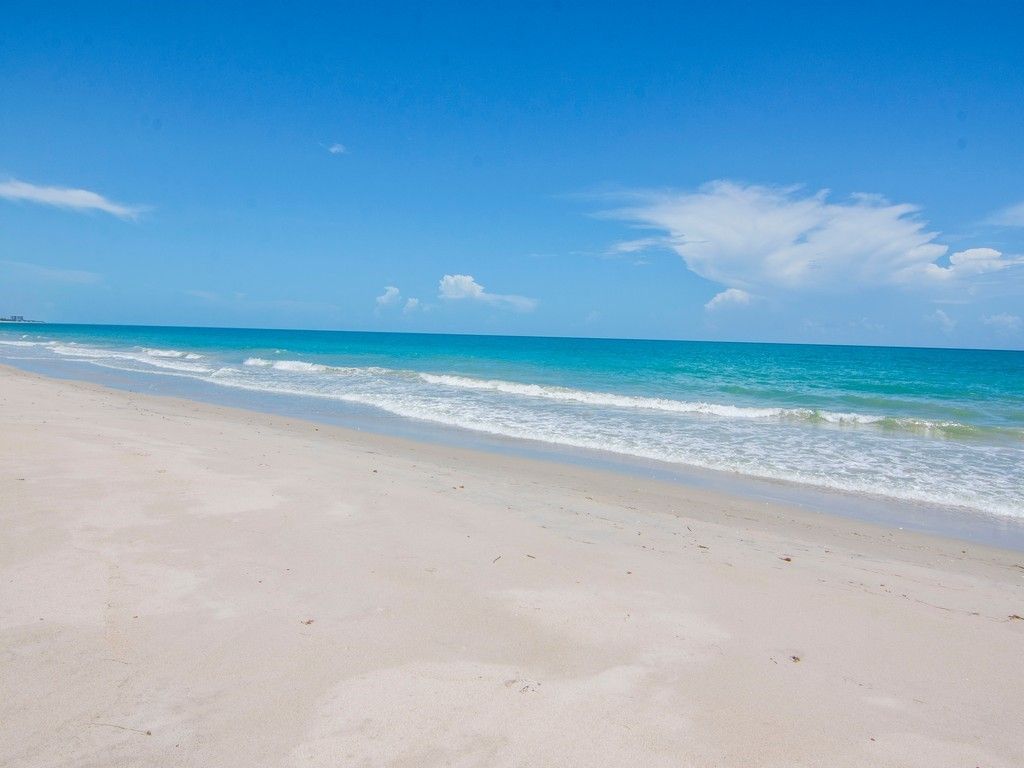 4141 Ocean Drive, Unit 401, Vero Beach, FL 32963 Photo