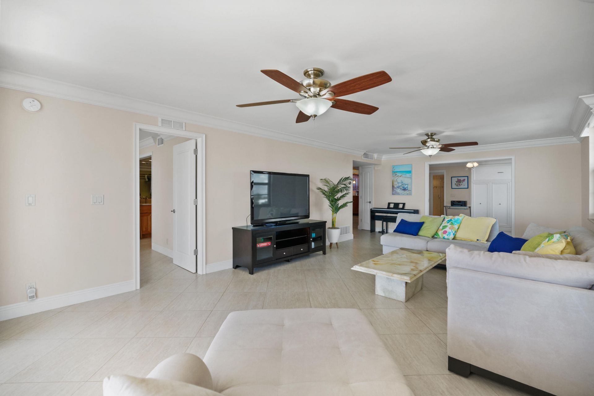911 Ocean Drive, Unit 506, Juno Beach, FL 33408 Photo