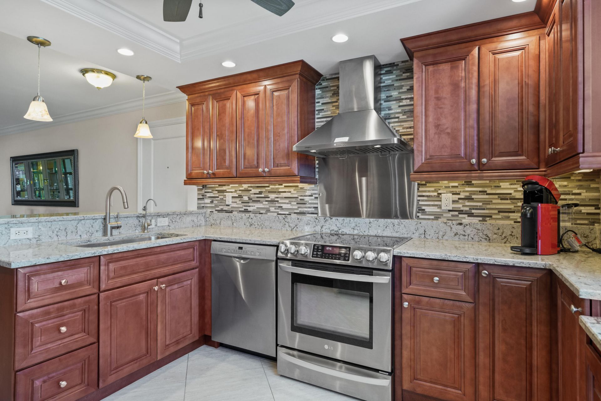 911 Ocean Drive, Unit 506, Juno Beach, FL 33408 Photo