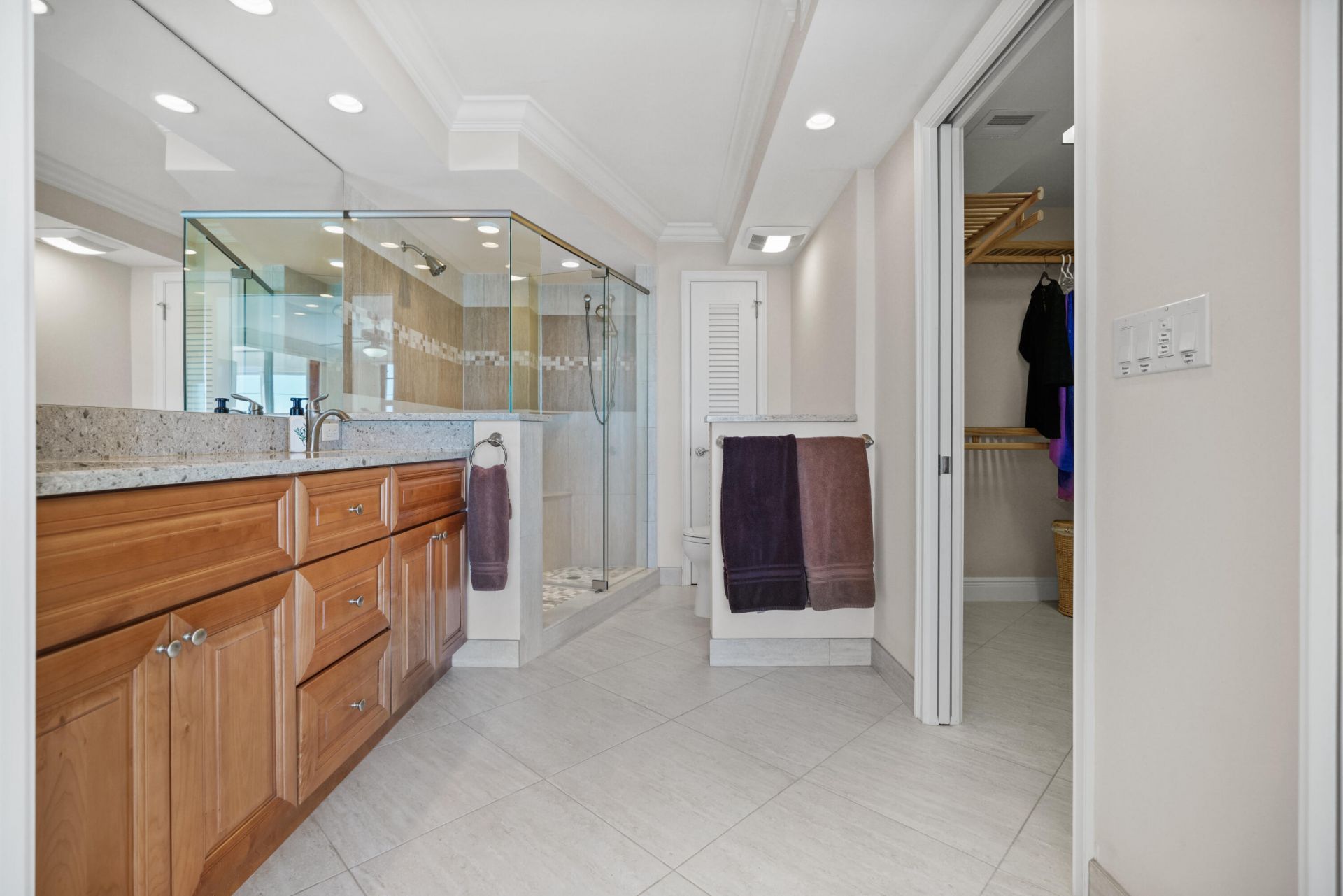 911 Ocean Drive, Unit 506, Juno Beach, FL 33408 Photo