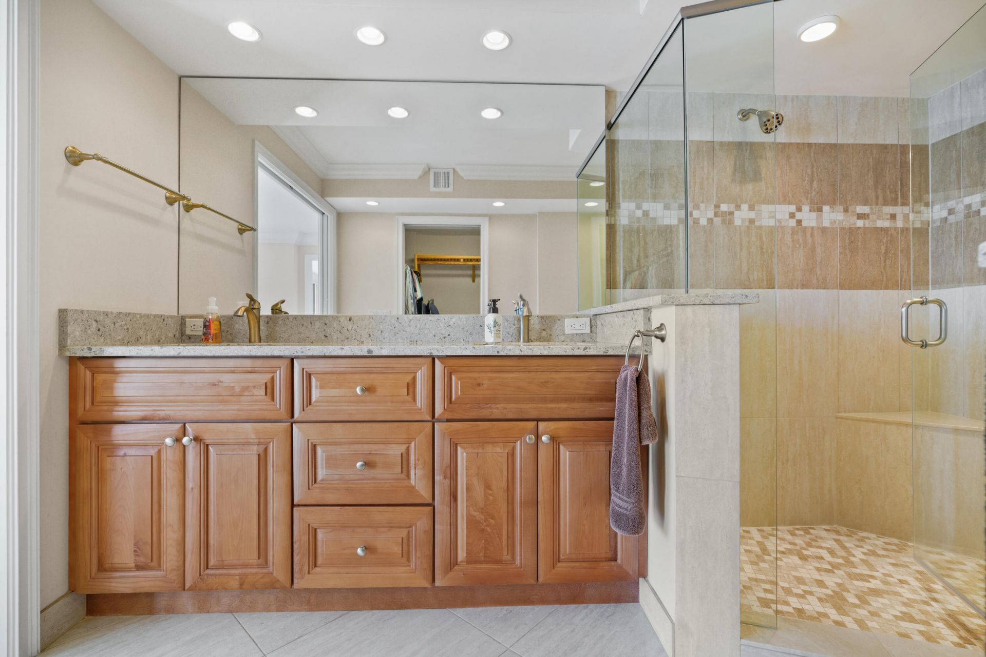 911 Ocean Drive, Unit 506, Juno Beach, FL 33408 Photo