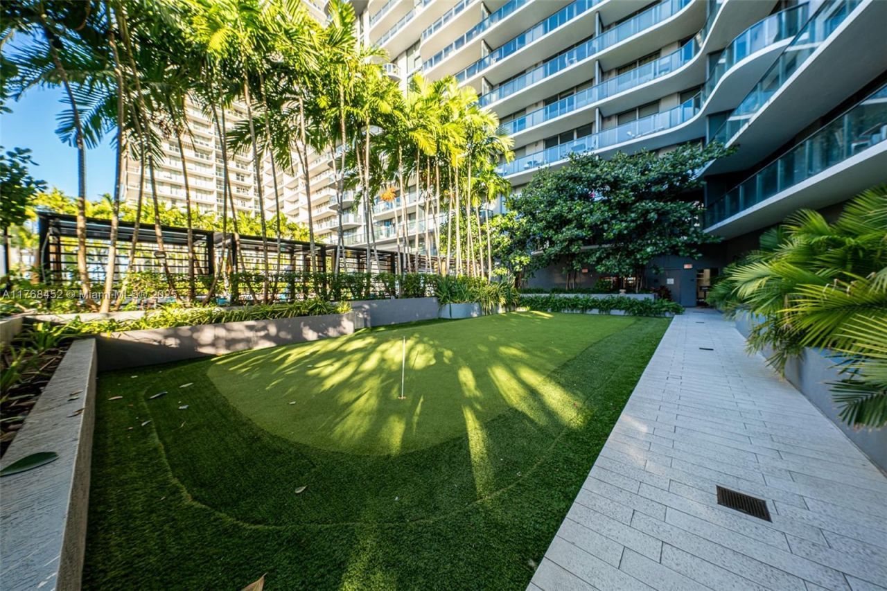 121 NE 34th St, Unit 2805, Miami, FL 33137 Photo