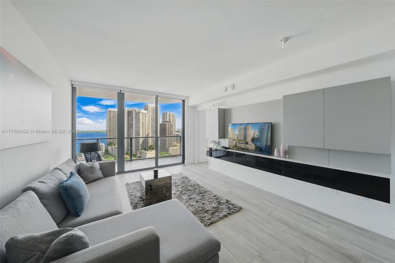 121 NE 34th St, Unit 2805, Miami, FL 33137 Photo