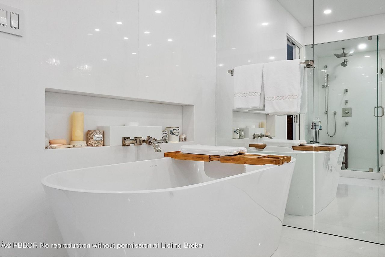 44 Cocoanut Row, Unit 310 B, Palm Beach, FL 33480 Photo