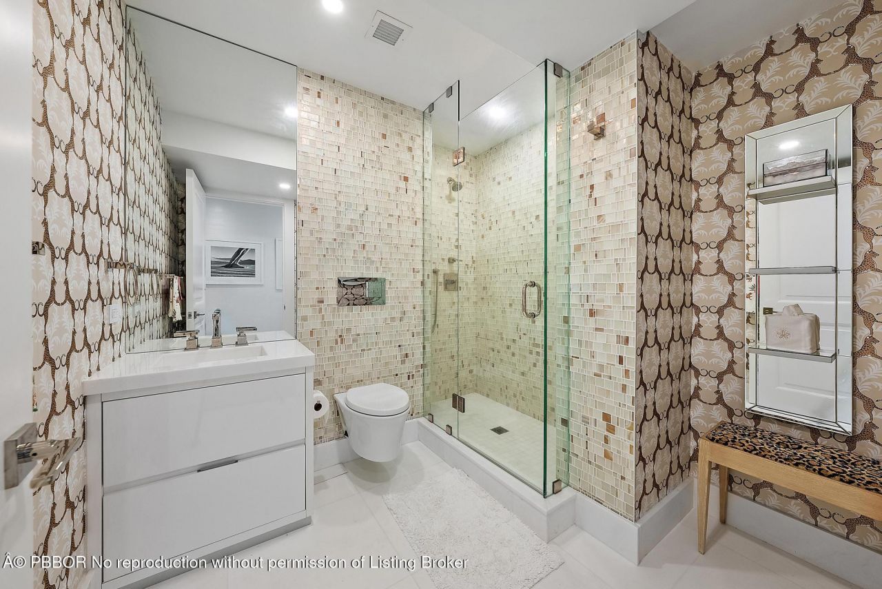 44 Cocoanut Row, Unit 310 B, Palm Beach, FL 33480 Photo