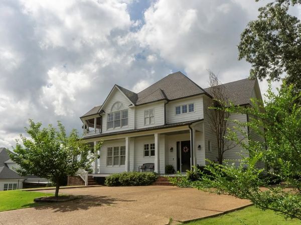 8003 Lake Cove, Oxford, MS 38655