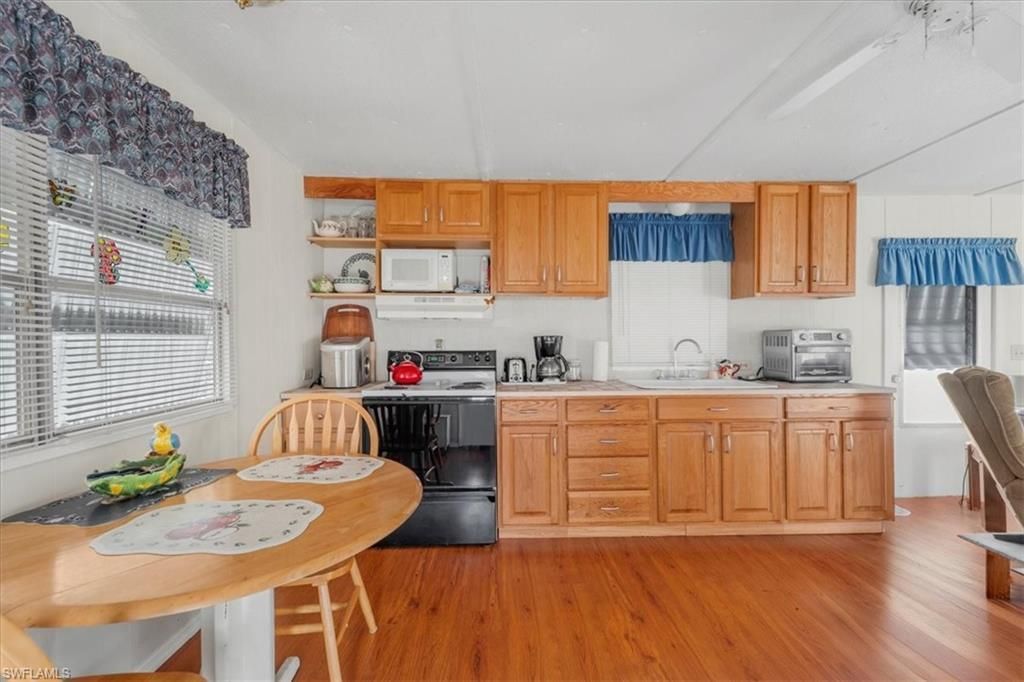 329 Lantern Ln, North Fort Myers, FL 33917 Photo