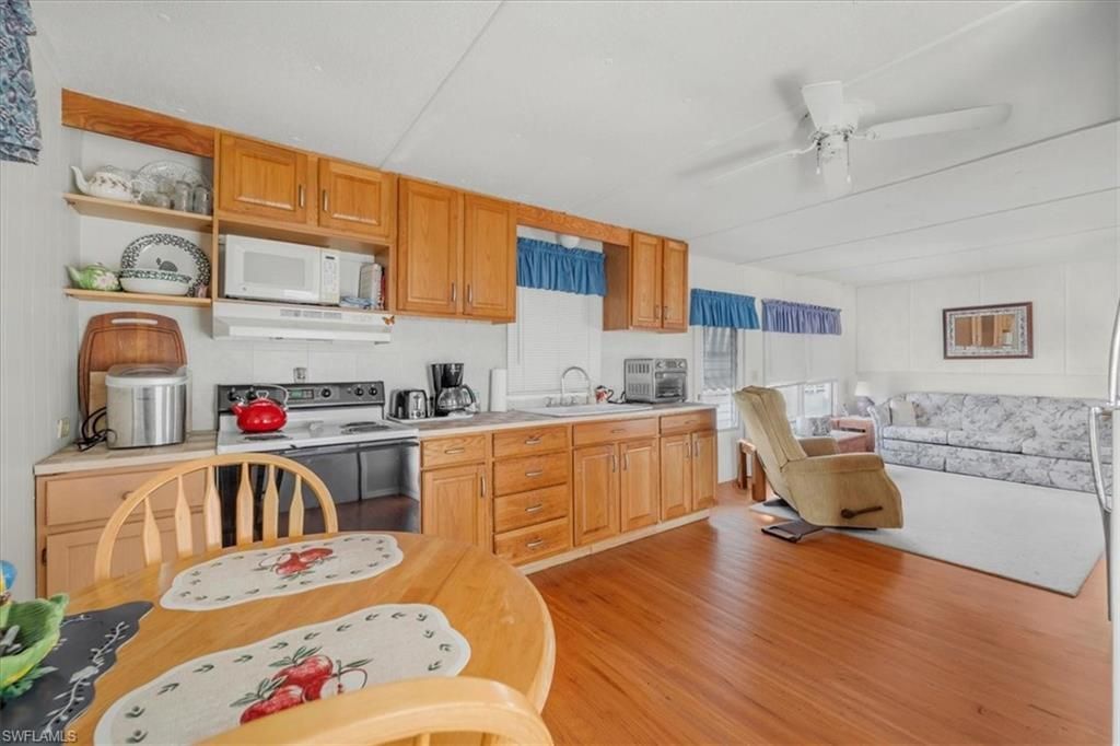 329 Lantern Ln, North Fort Myers, FL 33917 Photo