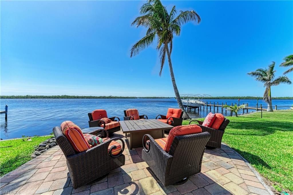 3790 Peace River Dr, Punta Gorda, FL 33983 Photo