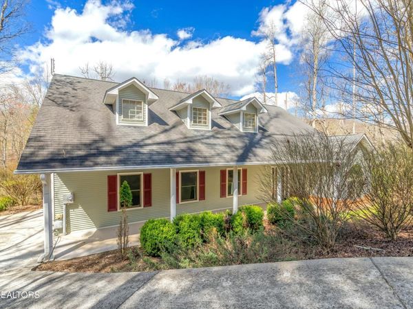 319 Pin Oak Drive, Rockwood, TN 37854