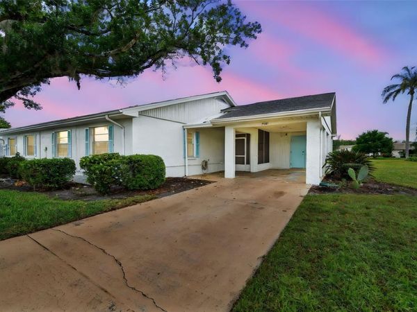 2301 GRENOBLE PLACE, Unit 1, SUN CITY CENTER, FL 33573