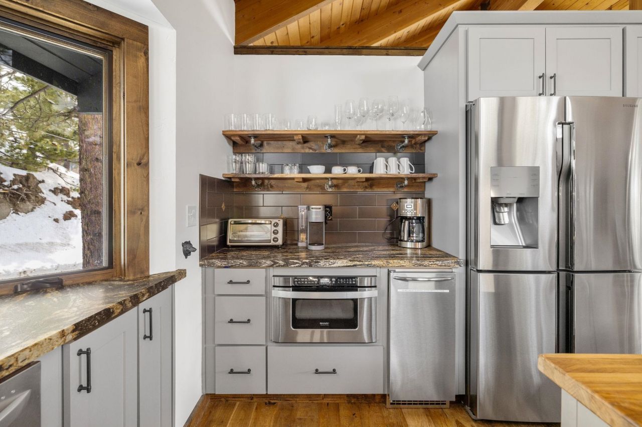 520 Laurel Lane, Stateline, NV 89449 Photo