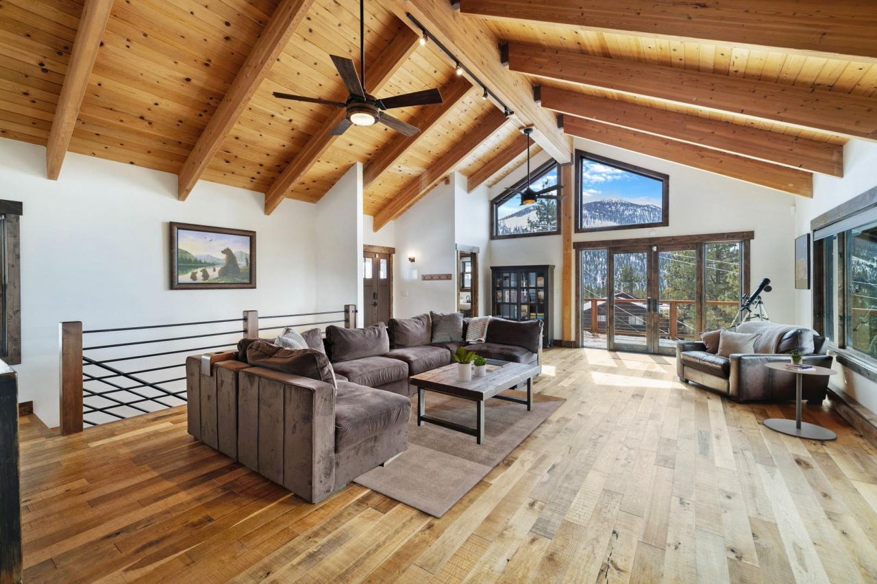 520 Laurel Lane, Stateline, NV 89449 Photo