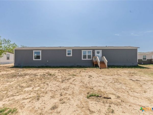 181 VIRIDIAN VIEW, Pleasanton, TX 78064